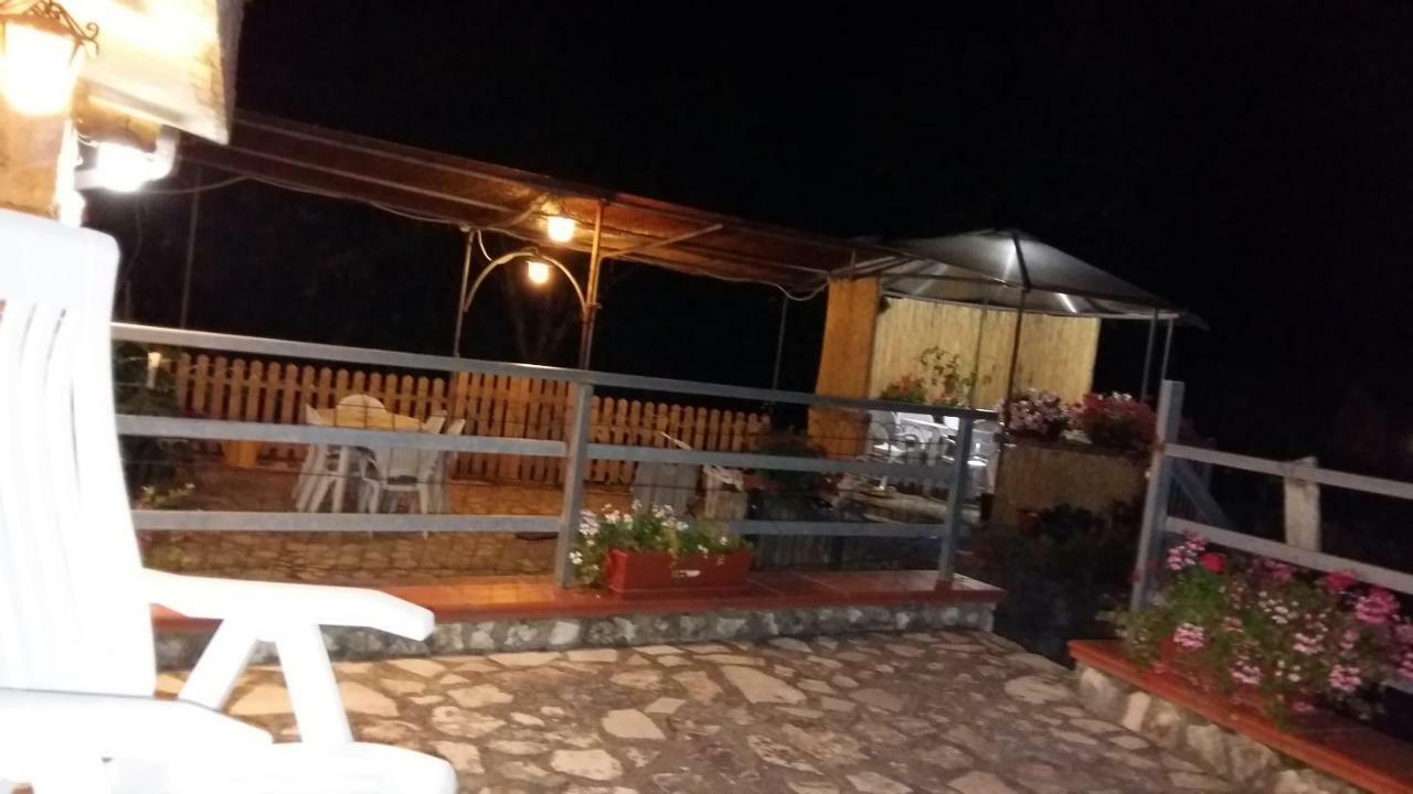 B&B La Vecchia Scuola Sonnino Exterior photo