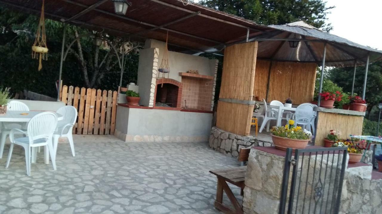 B&B La Vecchia Scuola Sonnino Exterior photo